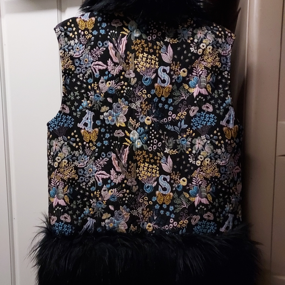 Anna Sui Tapestry Faux Fur Trim Vest - Picture 2 of 5